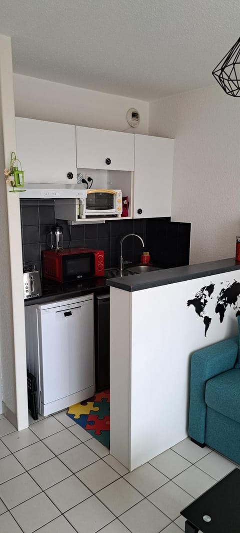 Studio à moins de 50m de l'école de voile... Apartment in La Turballe