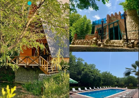 Property building, Garden view, Pool view