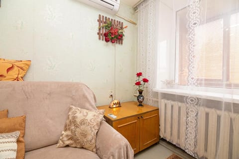 Comfortable apartments on Hrushevskogo street near 16 city hospital Apartment in Dnipro
