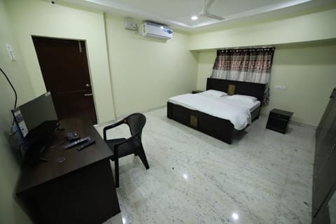 Royal Home Stay deluxe Room Villa in Tirupati