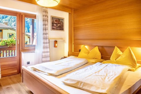 Property building, Living room, Bedroom