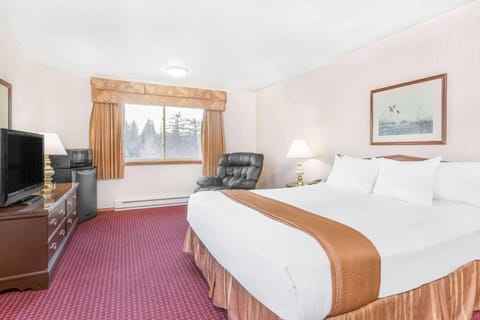 Travelodge by Wyndham Juneau Hotel in Mendenhall Valley