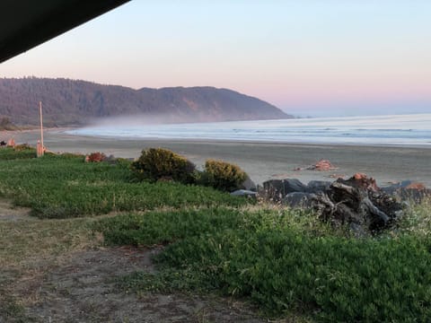 Natural landscape, Mountain view, Sea view