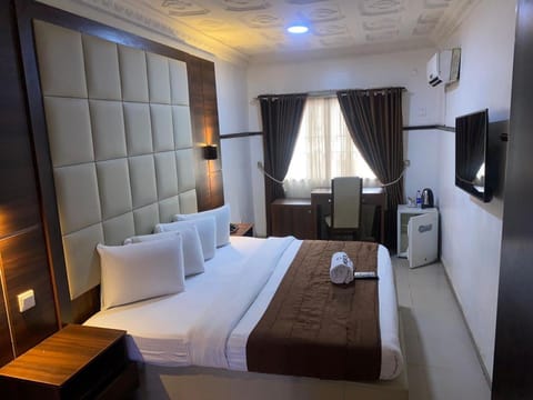 Presken Hotel @Villa Hotel in Lagos
