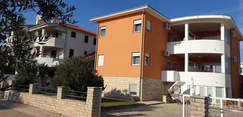 Apartments Jannine Condominio in Biograd na Moru