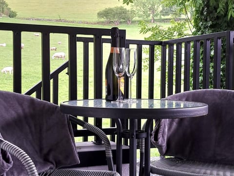 Ballymakeever Appartment - Private Hot Tub Apartment in Northern Ireland