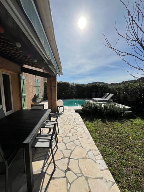 Villa sur la Côte d’Azur avec piscine Villa in Saint Paul de Vence
