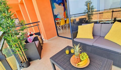 Ferienwohnung INFINITY VIEW - Caleta Fuste, max 8 Personen - Meerblick - Glasfaserinternet Appartement in Castillo Caleta de Fuste