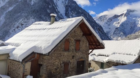 Property building, Winter, Mountain view