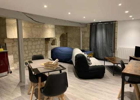 Living room, Seating area, kitchen