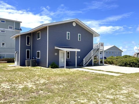 Meant To Be House in Oak Island