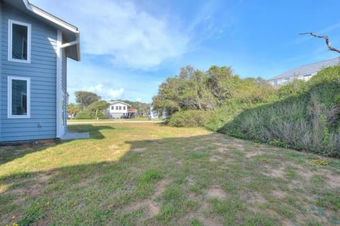 Meant To Be House in Oak Island