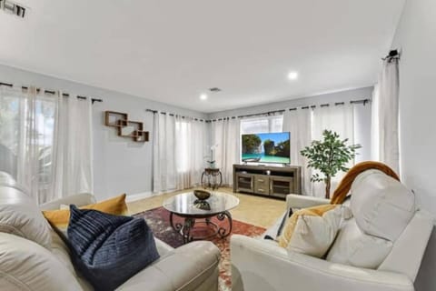 Casa Punta Plata PMI unit 2904 House in Hollywood