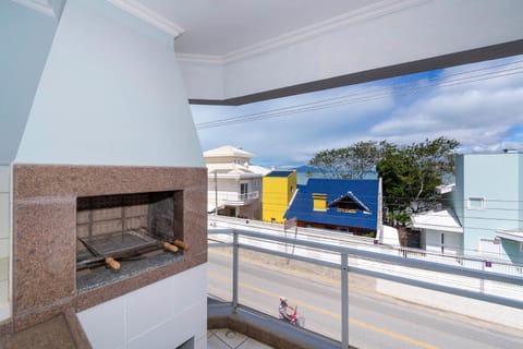 BBQ facilities, Mountain view, Sea view, Street view