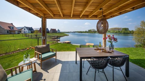 Balcony/Terrace, Swimming pool