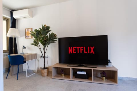 Magniolias - Résidence Calme avec Piscine, Tennis & Jardin Apartment in Antibes