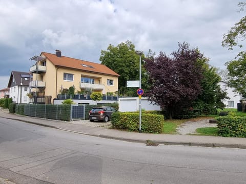 Ferienwohnung Seeblick Wadee Condominio in Radolfzell