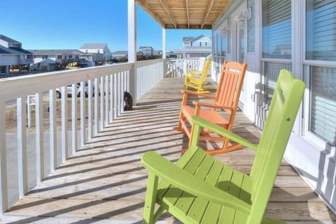 Salt Shack House in Oak Island