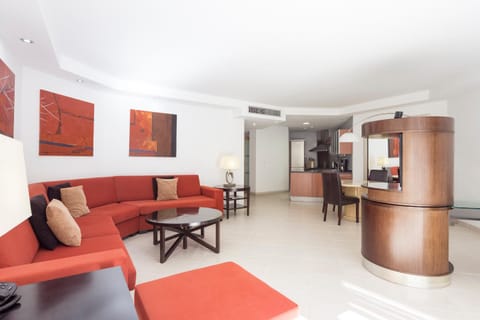 Atlas Suites Tenerife by EnjoyaHome Resort in Los Cristianos