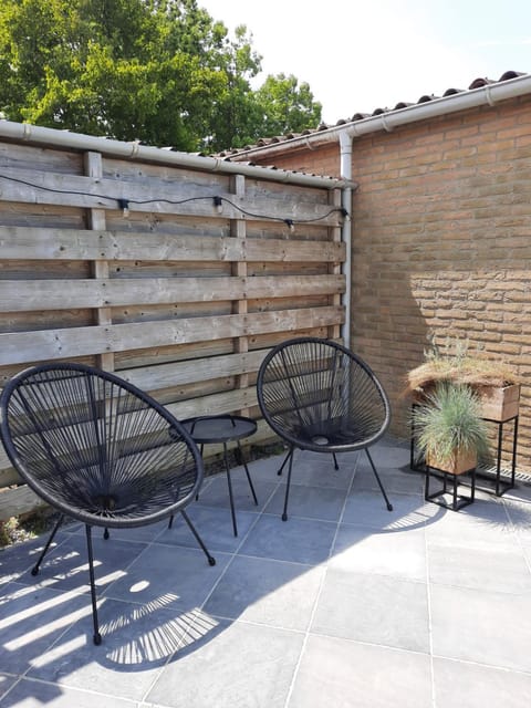 Garden, Balcony/Terrace