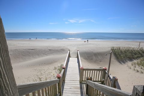 Pilot House House in Oak Island