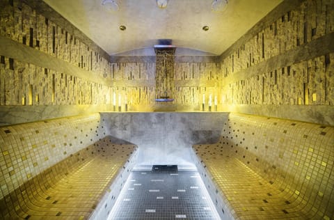 Steam room, Spa and wellness centre/facilities