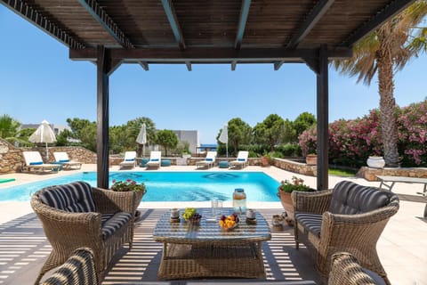 Patio, Day, Garden, Seating area, Pool view, Swimming pool, sunbed