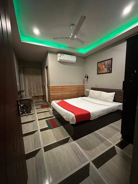 GD HOTEL NJP Hotel in West Bengal