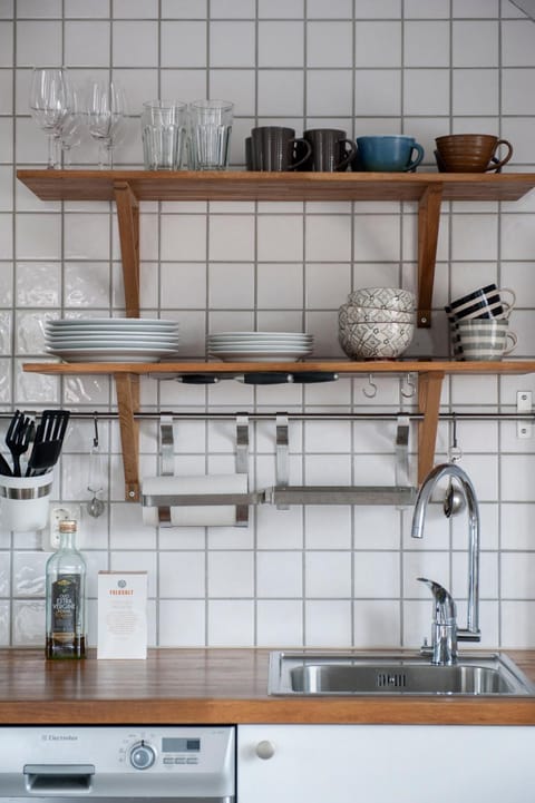 Kitchen or kitchenette, Decorative detail