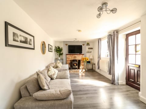 Chalk Cottage House in Breckland District