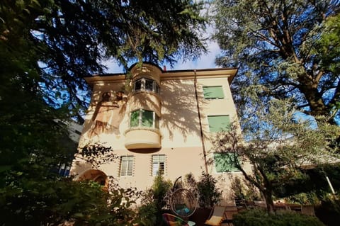 Mansarde Zeder in Privatvilla im Zentrum Merans Apartment in Merano