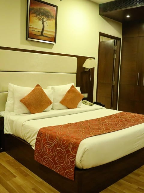 Hotel DS Clarks Inn Gurgaon Hotel in Gurugram