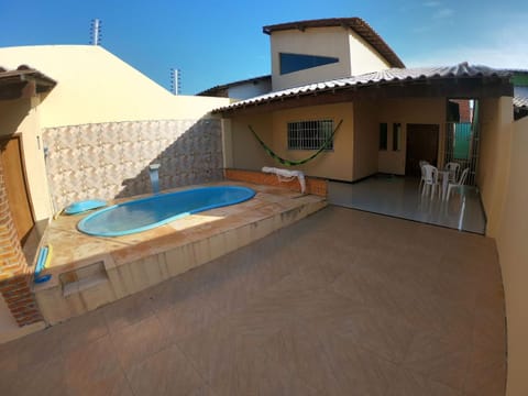 Casa praia Família Barbosa, com piscina House in Luís Correia