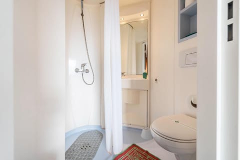 Bathroom, Living room