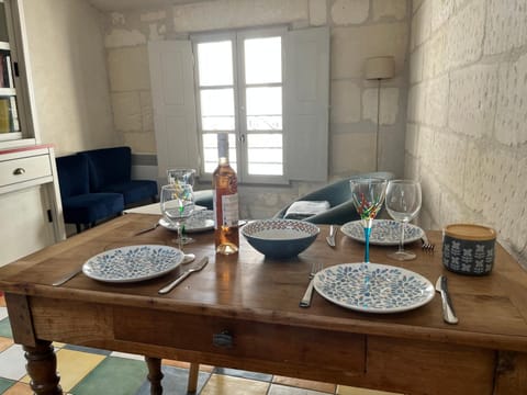 "L'artistique" Centre Arles Fondation Van Gogh House in Arles