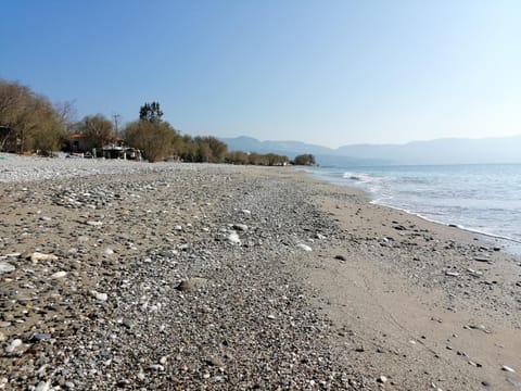 Tiki Rooms Condo in Samos Prefecture