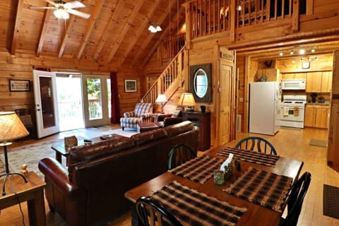 The Crows Nest Casa in Lake Lure