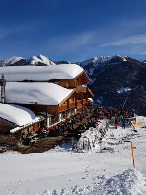 People, Natural landscape, Winter, Skiing, Mountain view