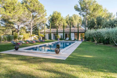 high standard provencal bastide with heated pool in lourmarin in the luberon, vaucluse. 10 people Villa in Lourmarin