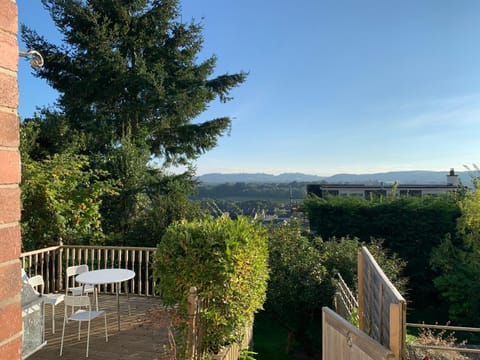 White Heather Terrace House in Bovey Tracey