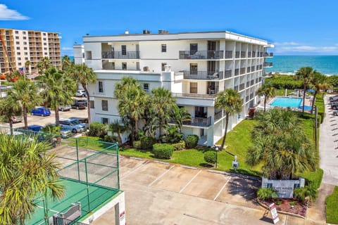 Cape Palms Apartment in Cape Canaveral
