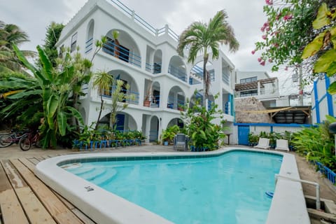 Property building, Garden view, Swimming pool