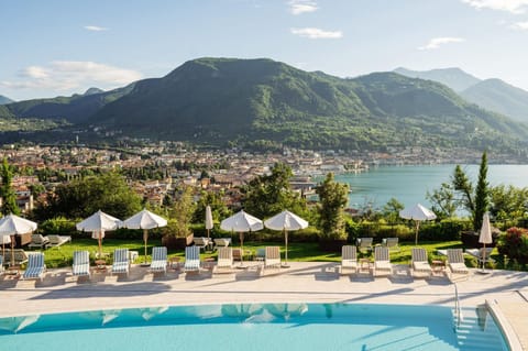 View (from property/room), Pool view, Swimming pool