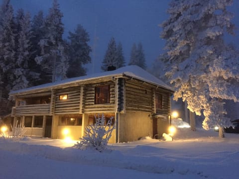 Facade/entrance, Neighbourhood, Natural landscape, Winter