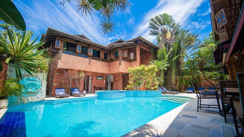 Day, Pool view, Swimming pool, sunbed