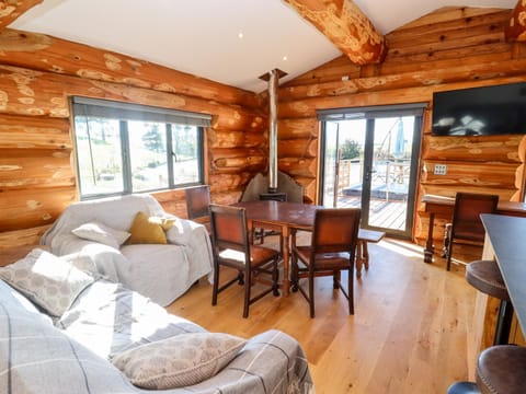 Douglas Cabin at Salford Court Farm Fishing Cabins Cabin in Malvern Hills District