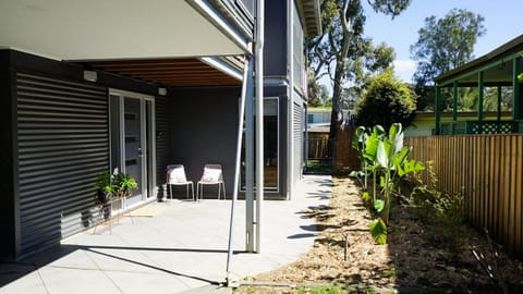 Barefoot at Berrara House in Berrara