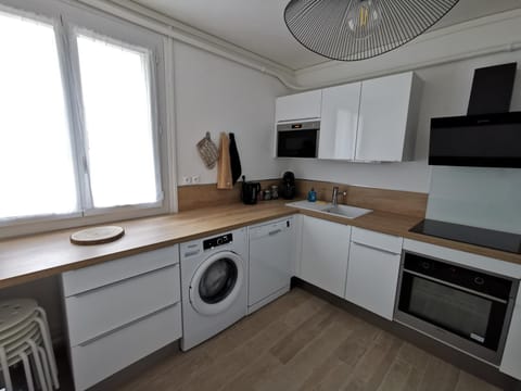 dishwasher, pet friendly, washing machine, dryer, kitchen