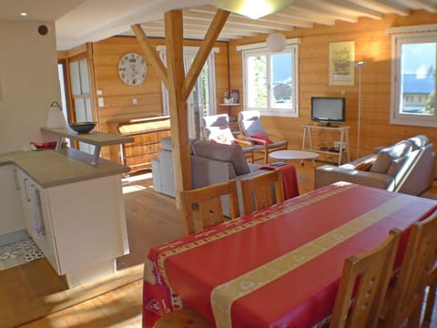 Chalet Gentiane à Samoëns - Idéal pour vacances familiales ou entre amis, calme et confort assuré - FR-1-629-88 Chalet in Samoëns