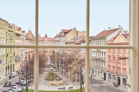 View (from property/room), City view, Landmark view